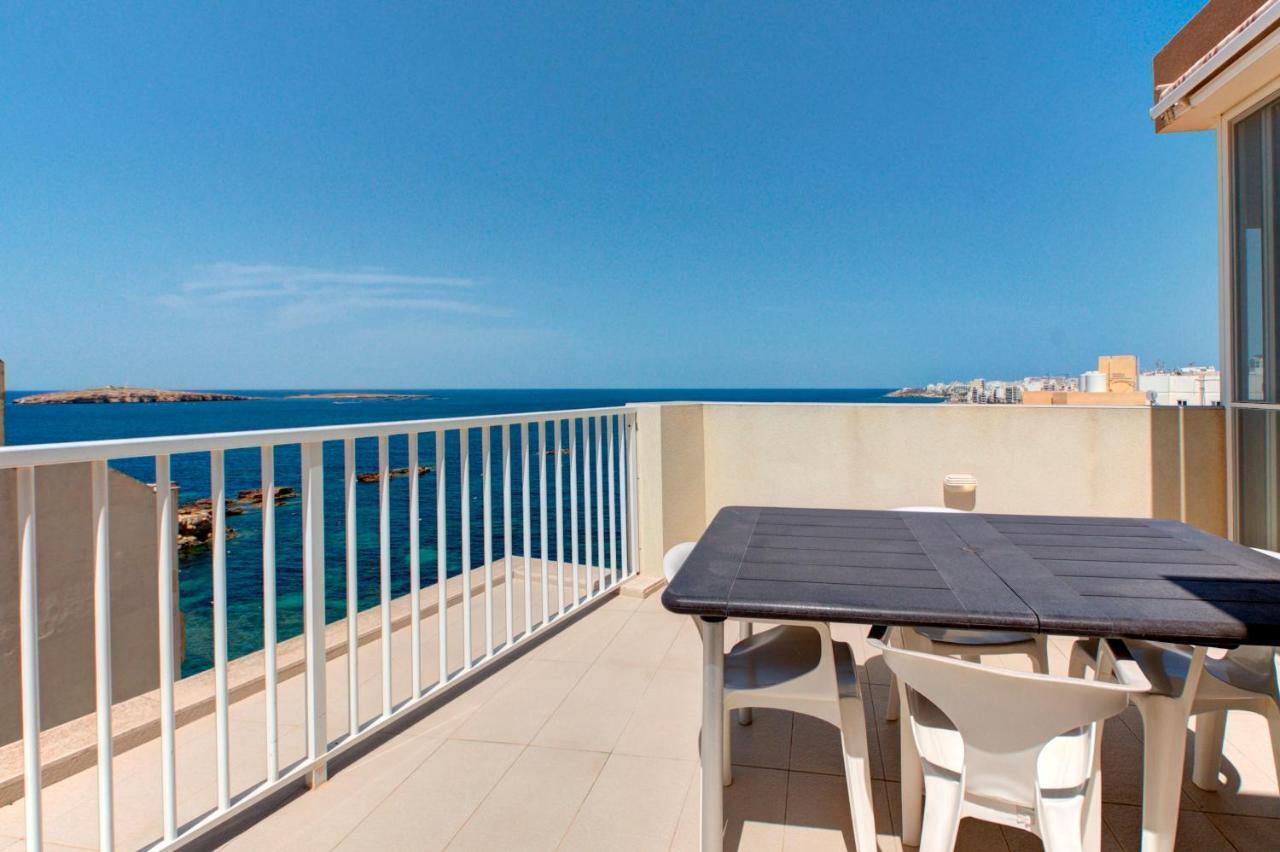 Modern Seaside 2 Bedroom Penthouse With Sea Views Сент-Полс-Бей Экстерьер фото
